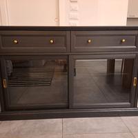 Credenza nera con vetrinetta 