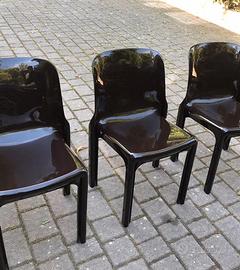 4 sedie Selene di Vico Magistretti Artemide 1969