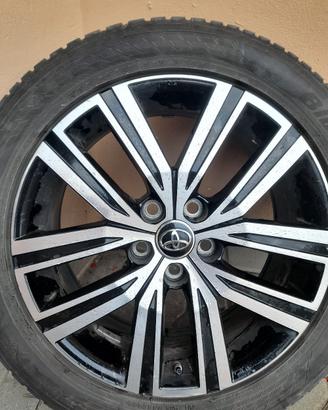 gomme auto con cerchioni