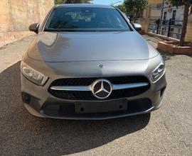 Mercedes-benz A 180 d Automatic Sport 116 cv