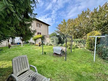 MULTILOCALE A CAPRINO VERONESE