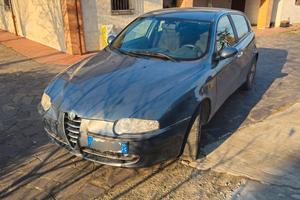 Alfa Romeo 147 - 2004