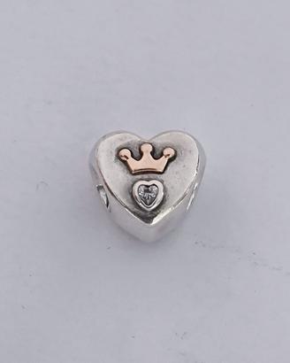 Pandora charm cuore con corona 