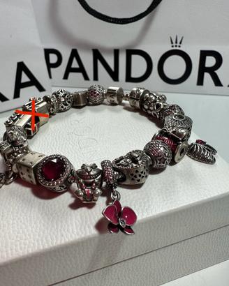 Bracciale Pandora moments con chiusura barilotto