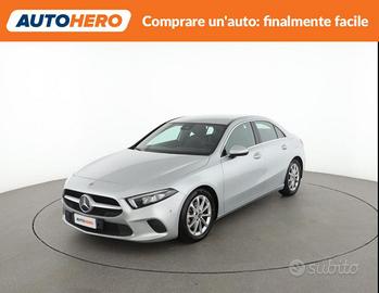 MERCEDES-BENZ A 200 RJ85082