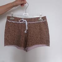 pantaloncini corto