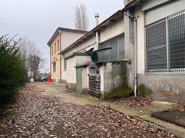 CAPANNONE A CASTENASO