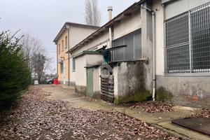 CAPANNONE A CASTENASO