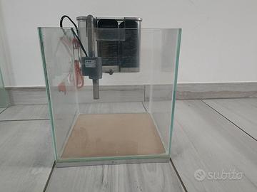 Acquario 24cm x 22cm + filtro