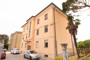 APPARTAMENTO AL PIANO RIALZATO