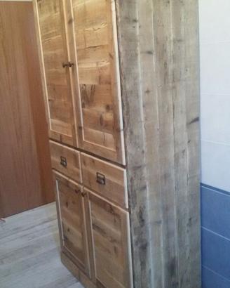 armadietto in legno vecchio 4 ante 2 cassetti