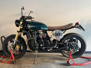 Handa 750 Cafe' Race