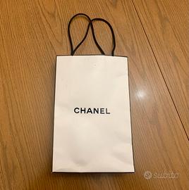 Busta shopper di carta Chanel originale