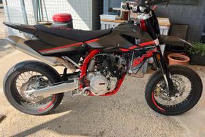 Moto Swm SM 500R