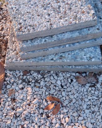 mattonelle per giardino