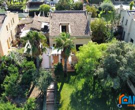 Baia dei 7 Emiri - Villa con spazi esterni