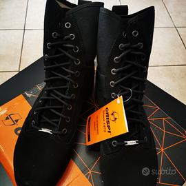 SCARPE CRISPI 