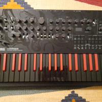 Korg minilogue bass
