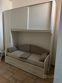 Armadio, letto e materasso