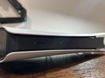 PS5 Digital Slim - Opaca - 825GB - Garanzia attiva