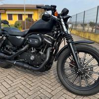 Harley Davidson Sportster 883