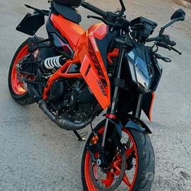 KTM Duke 390 - Nuova 1000 km