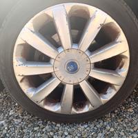 Cerchi con gomme nuove 225/45 R18 Fiat Croma