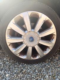 Cerchi con gomme nuove 225/45 R18 Fiat Croma