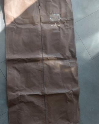 Custodia abiti Moncler
