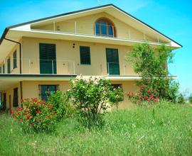 Villa in campagna vista mare