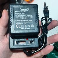 Alimentatore universale regolabile (3v - 12v)