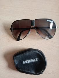 Occhiali modello armi "vintage"