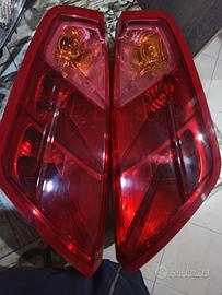 fari posteriori fiat grande punto