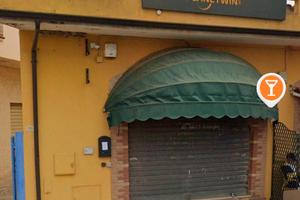 Locale commerciale Pula