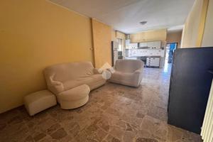 CASA SEMINDIPENDENTE A OSIO SOTTO