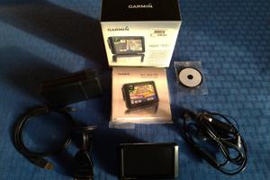 Garmin nuvi 765T