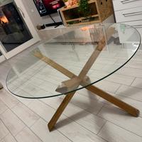 Tavolo in vetro tondo