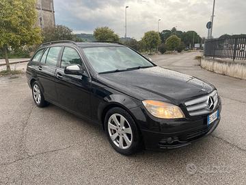 MERCEDES C220 2.2 DIESEL 2009 12 MESI DI GARANZIA