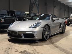PORSCHE 718 Spyder 2.0