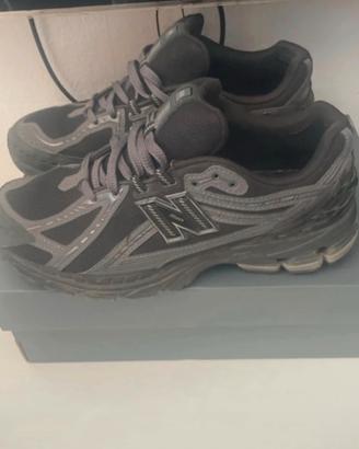 scarpe New Balance modello M1906RLB