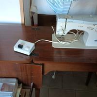 Macchina da cucire in mobiletto solo 95€