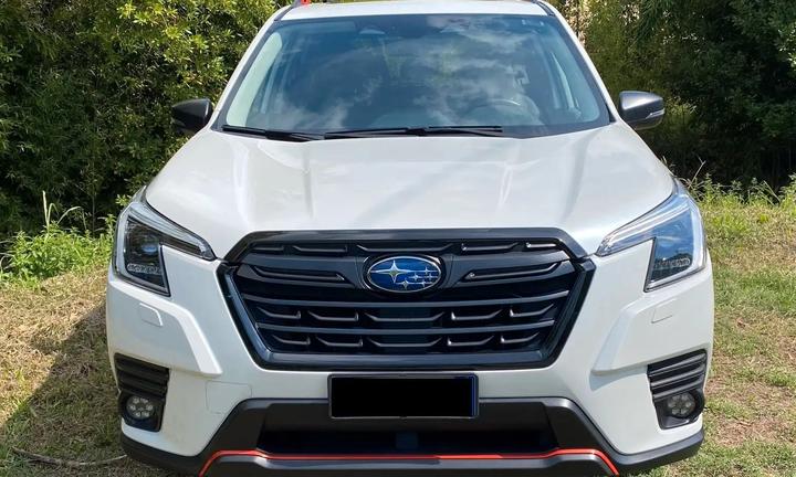 Subaru Forester 2.0i e-BOXER 4Dventure AWD (4x4)