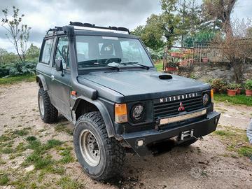 Mitsubishi Pajero l040 1991