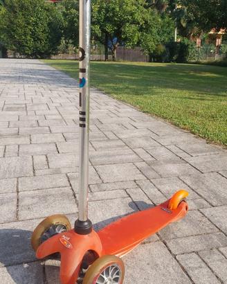 Monopattino a 3 ruote Mini Micro