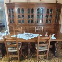 Soggiorno in noce massello