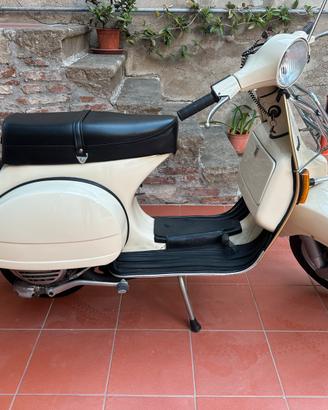 Vespa Px125e