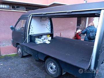 Piaggio porter negozio unico in se stesso