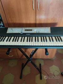 Tastiera Yamaha PSR e203