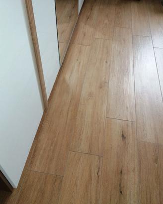 Piastrelle 1^ scelta effetto legno