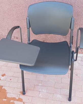 Sedia con Scrittoio in plastica